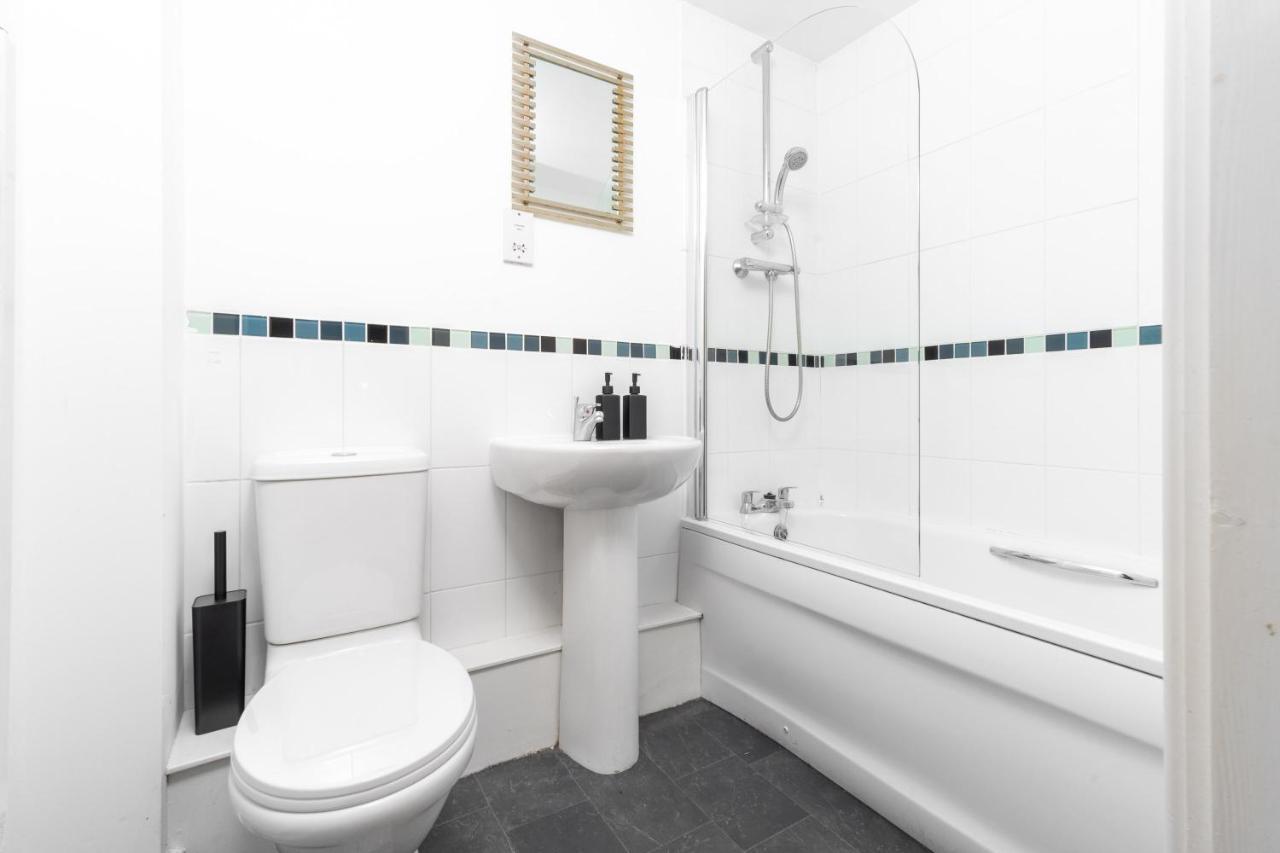 Beautiful Birmingham Central Spacious Apartment-Free Parking, Wifi, Contractors, Hs2, Bullring, Birmingham City Fc Exterior foto
